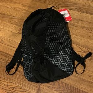 The North Face Diad 18 Backpack